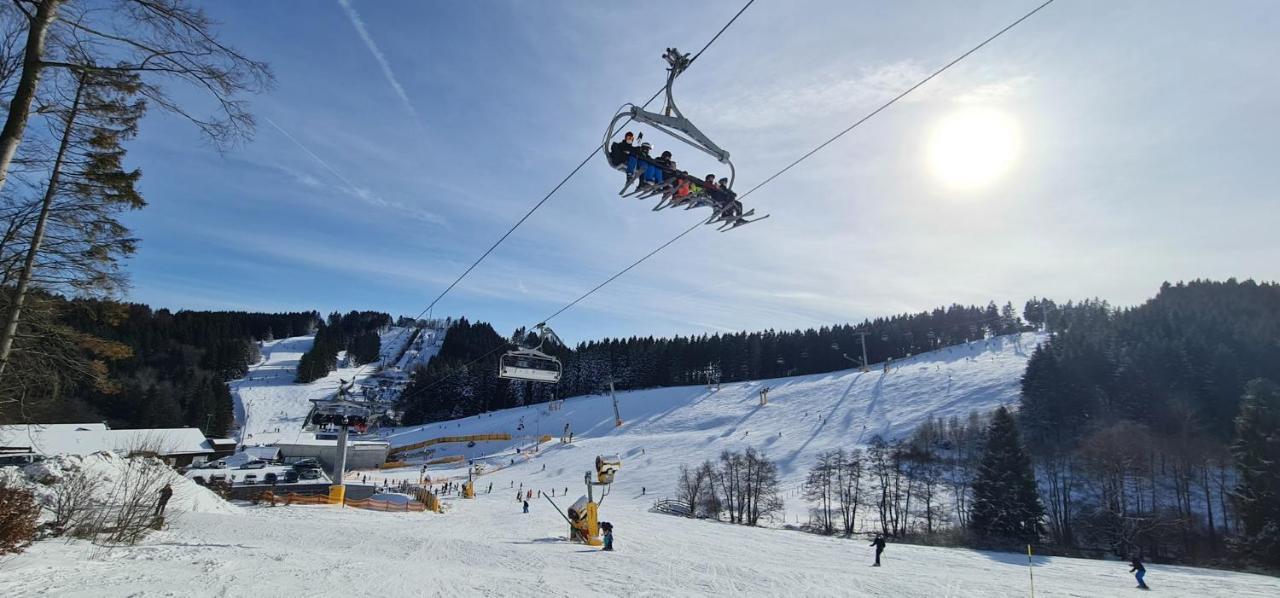 Pistenblume - Skipiste, Stadtzentrum Winterberg